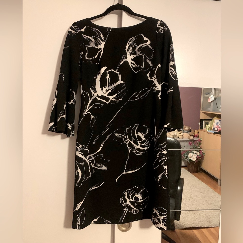 Lauren Ralph Lauren Trapeze Knee Length Floral Bell-Sleeve Crepe Dress